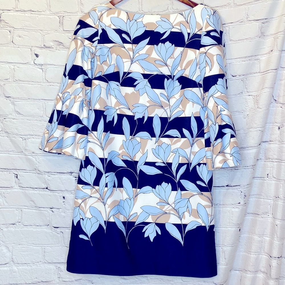 Vince Camuto Blue Cream Long Bell Sleeve Dress Size 6 Excellent Condition
